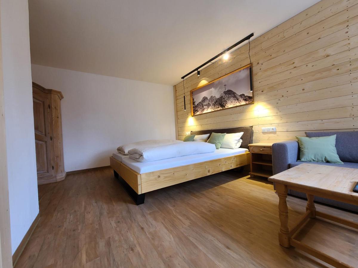 Landgasthof Wangerstuben Oberostendorf Екстериор снимка
