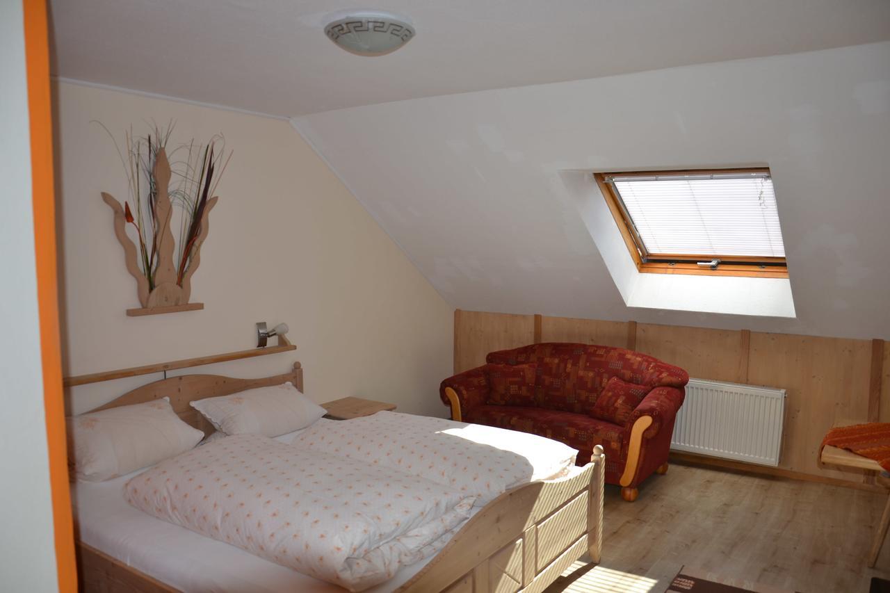 Landgasthof Wangerstuben Oberostendorf Екстериор снимка