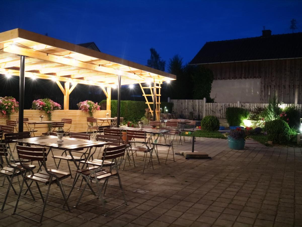 Landgasthof Wangerstuben Oberostendorf Екстериор снимка